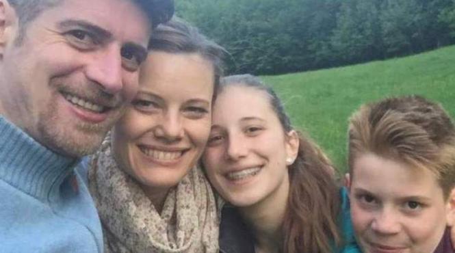 dezvaluiri cutremuratoare in cazul triplei crimei de la brasov barbatul a vorbit cu sotia si cei doi copii in timp ce i omora