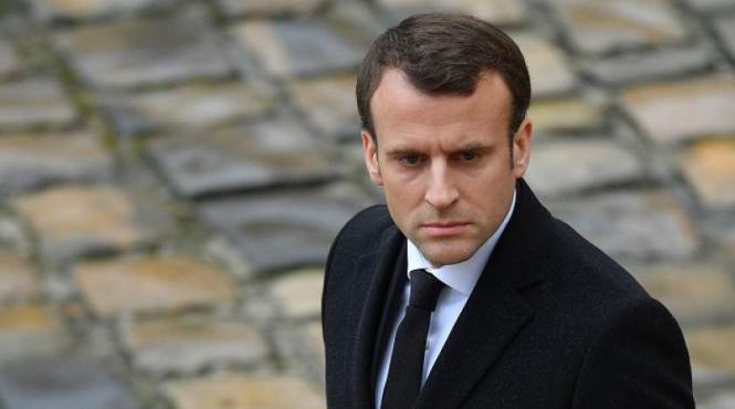 emmanuel macron vrea sa diminueze numarul de parlamentari cu 30