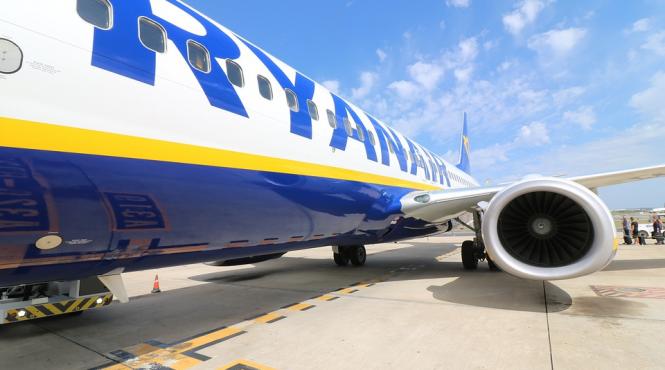 ryanair cea mai mare diferenta de remunerare dintre barati si femei