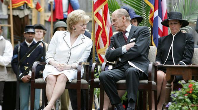 printul philip sotul reginei elisabeta a ii a spitalizat pentru o operatie la sold