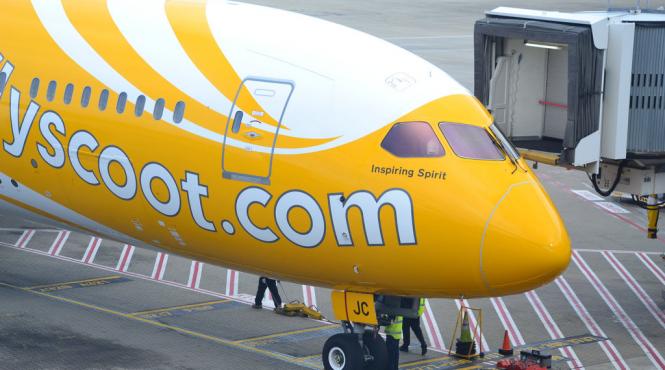 un avion a fost nevoit sa revina in singapore in urma unei alerte privind prezenta unei bombe la bord