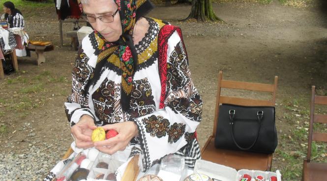 cum se interpreteaza simbolurile si culorile oualor incondeiate