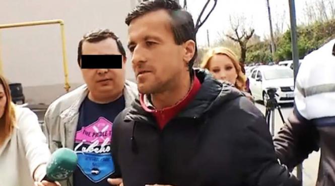 cine este piromanul care a incendiat 8 masini in bucuresti si a vrut sa dea foc unui bloc