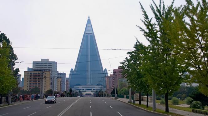 incredibil hotelul fantoma din phenian s a luminat