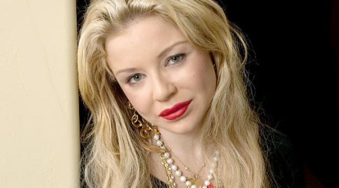 viata bietei fete bogate casey johnson