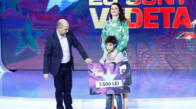 iuliana tudor si fiul ei tudor au donat cei 7 500 de lei castigati la aici eu sunt vedeta unei mame grav bolnave