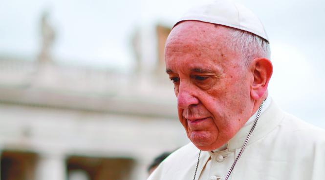 papa isi admite greseala si cere iertare