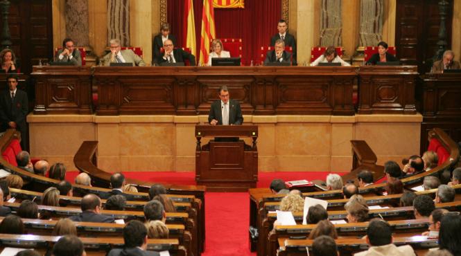 parlamentul catalan cere punerea sub acuzare a unui judecator de la curtea superma a spaniei