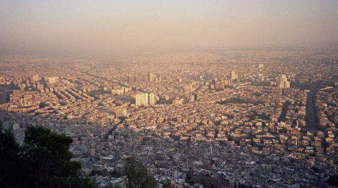 mii de sirieni sarbatoresc la damasc victoria din ghouta orientala