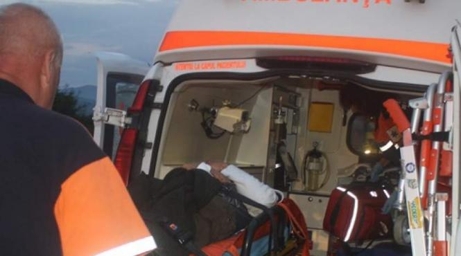 panica intr un supermarket o femeie a inceput sa inteape cu seringa oamenii care faceau cumparaturi