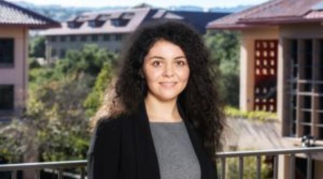 o romanca este bursiera in cel mai prestigios program de la stanford