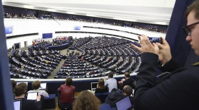 sustinere pe invers a familiei traditionale babelul ideologiilor