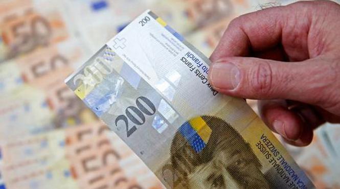 francul elvetian a scazut sub pragul aparat odata de banca nationala