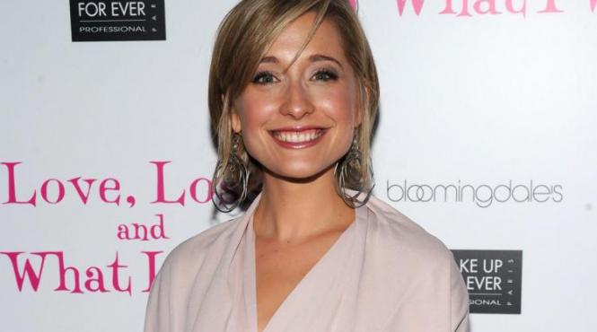 actrita americana allison mack arestata si pusa sub acuzare pentru trafic sexual