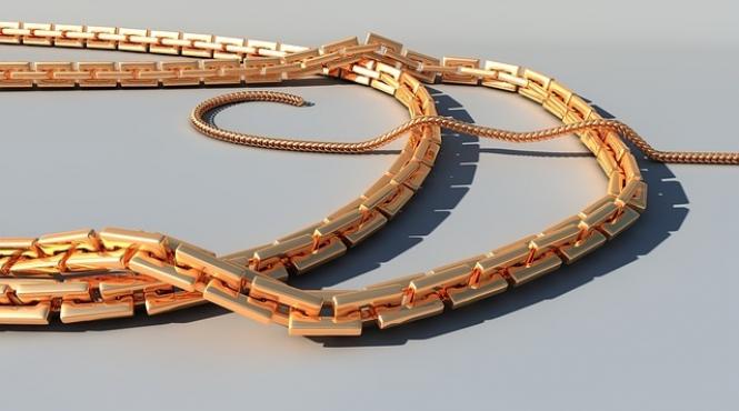 prima licitatie de bijuterie de autor din romania