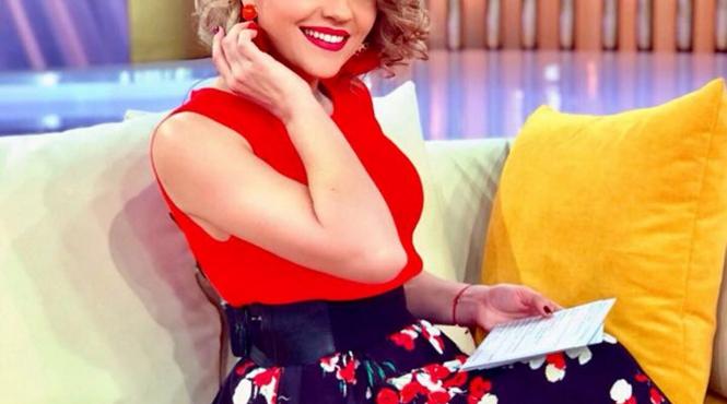 mirela vaida eu muncesc iar sotul meu va sta cu copiii la joaca