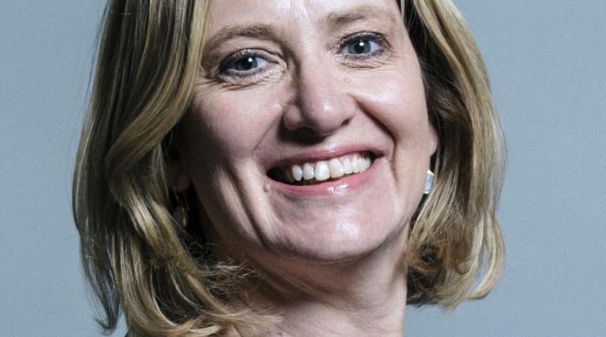 demisie a ministrului de interne britanic dupa un scandal legat de imigranti avea obiective privind numarul de imigranti clandestini care trebuie expulzati