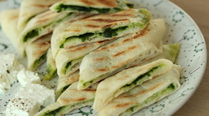 reteta zilei pita cu leurda