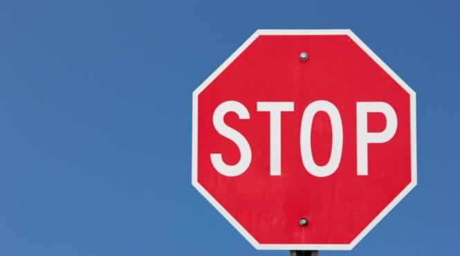 atentie soferi traficul rutier este blocat temporar petransfagarasan