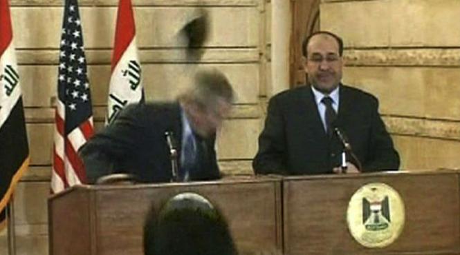 jurnalistul care si a aruncat pantofii in george w bush candideaza la parlamentare in irak