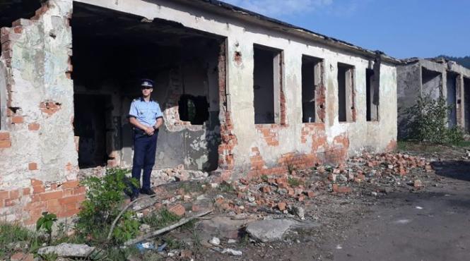 politistii maramureseni au un prim suspect in cazul fetitei violate si ucise