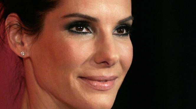 sandra bullock a fost hartuita sexual la varsta de 16 ani