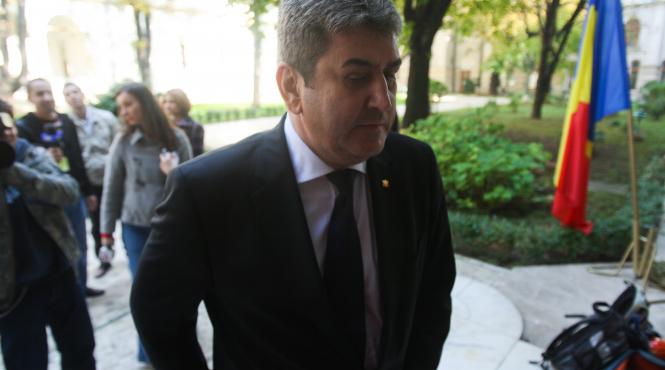 dna politia rutiera a insotit deplasarile lui gabriel oprea la destinatii cu vadit caracter privat rechizitoriu