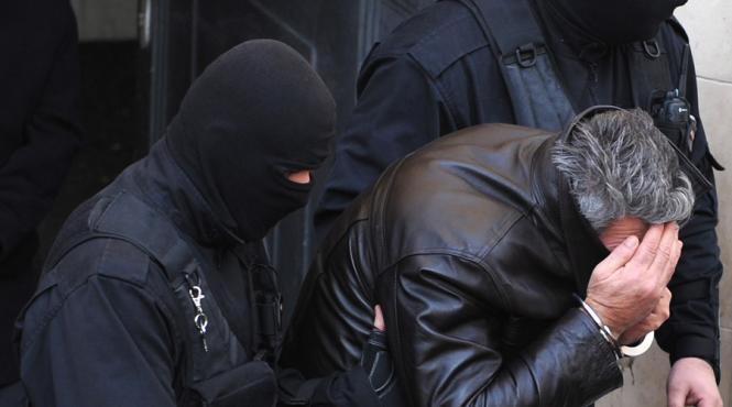 perchezitii in ialomita in cazul furturilor din masini 4 persoane retinute