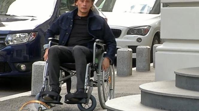 actorul marius manole in scaun cu rotile prin bucuresti esti in permanenta cu senzatia unui pericol iminent