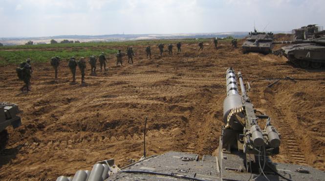 funeralii in gaza pentru cele 58 de persoane ucise de fortele israeliene