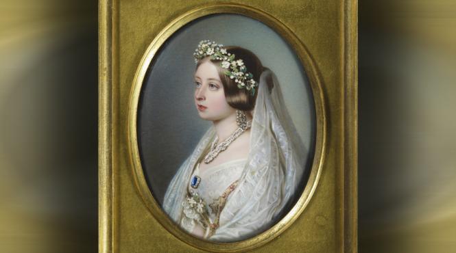 scurta istorie in imagini a rochiilor de mireasa a casei regale a marii britanii