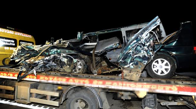 video socant soferul microbuzului care a ucis 9 oameni transmitea live pe facebook