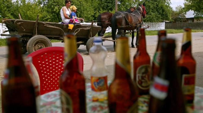 iau de la investitii si pun la ajutoare sociale primarii haiduci dau 1 miliard euro la saraci din bugetul local