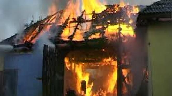 o batrana din vaslui si a pierdut viata intr un incendiu izbucnit la locuinta sa