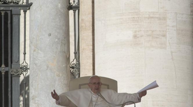 papa francisc trimite investigatori pentru a investiga scandalul sexual din chile