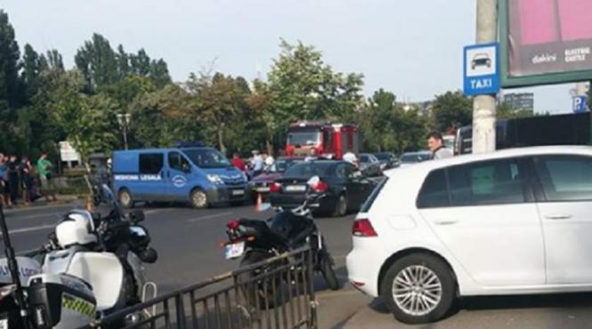 accident mortal pe splaiul independentei un motociclist a murit pentru ca un sofer a facut o manevra interzisa cand am vazut ca iese sangele