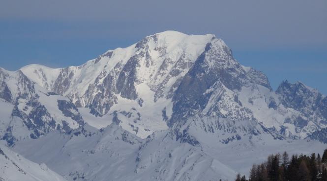 un alpinist israelian a murit in alpii elvetieni dupa ce a alunecat pe gheata