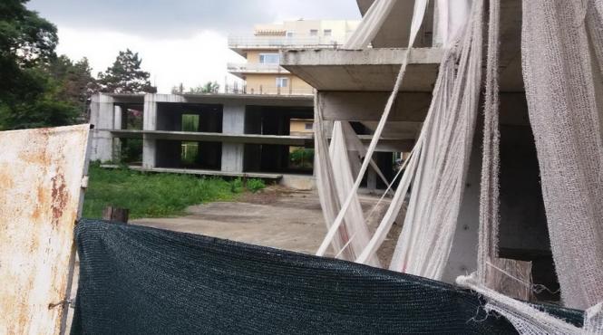 statiunea olimp sub asaltul nesimtirii edililor din mangalia