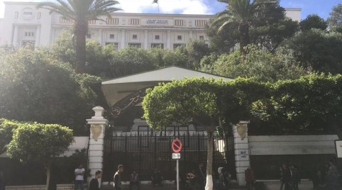 algeria intrerupe accesul la internet pe durata primelor doua probe de bacalaureat