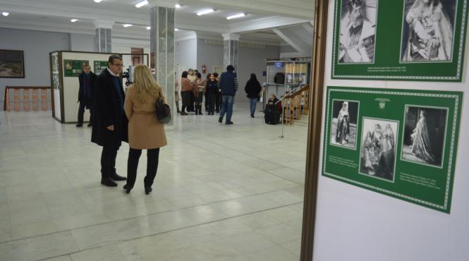 centenarulmariiuniri expozitia romanii in marele razboi vernisata miercuri la londra