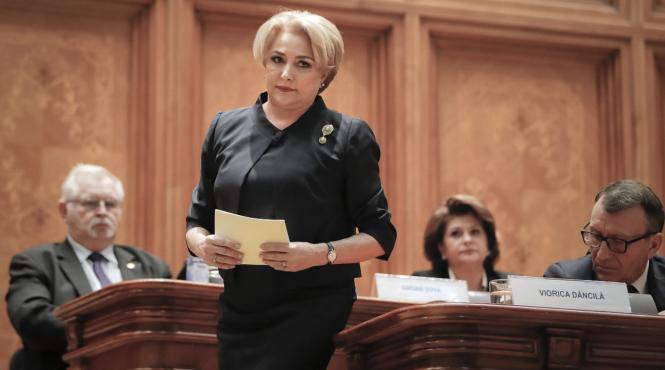 dancila despre persoanele care au protestat la parlament in timpul discursului sau este dreptul lor