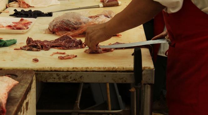 macelarii francezi cer protectia politiei in fata veganilor