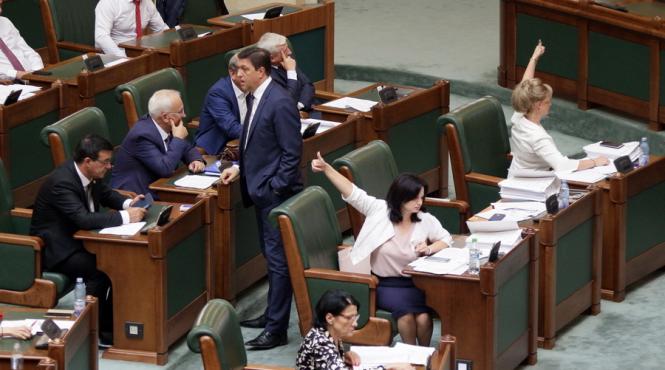 senatul a adoptat modificarile codului penal propuse de psd si alde