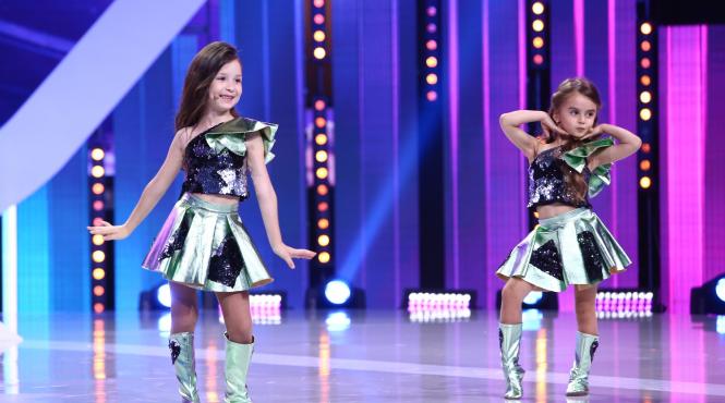 lidia buble pepe si dorian popa iau lectii de modelling de la doua fetite de cinci respectiv sase ani din chisinau