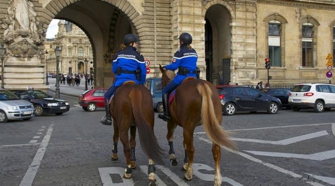 franta noi violente la nantes pentru a treia noapte consecutiv
