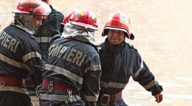 arges inundatii in localitatile stalpeni si mihaesti