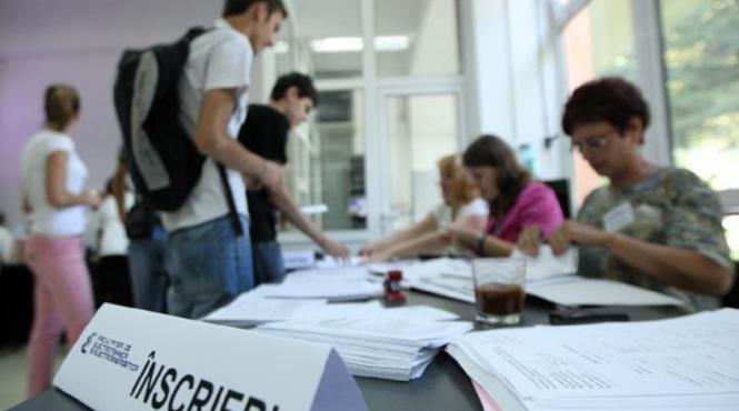 a inceput inscrierea candidatilor la sesiunea a doua de bacalaureat