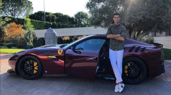 muncitorii de la fiat intra in greva pentru a protesta fata de transferul lui ronaldo la juventus
