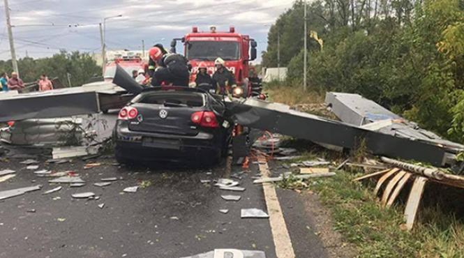 opt persoane sunt urmarite penal pentru ucidere din culpa in cazul portii ucigase din timisoara