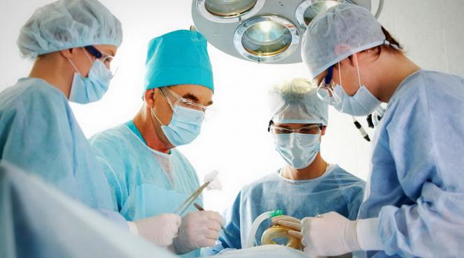 viata unui barbat de 63 de ani a fost salvata printr un procedeu realizat in premiera la arad